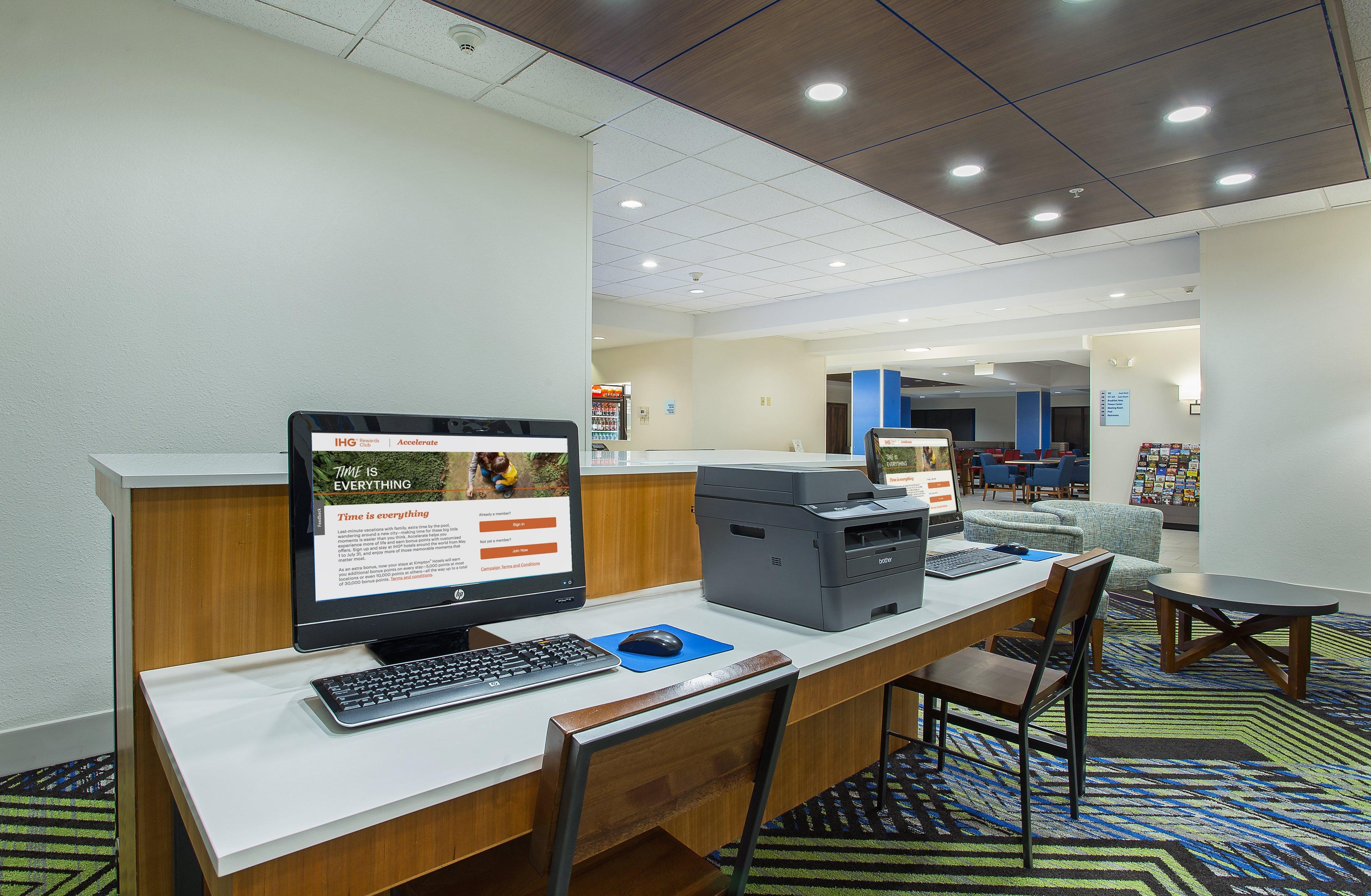 Holiday Inn Express & Suites Lebanon-Nashville Area By Ihg Exteriör bild