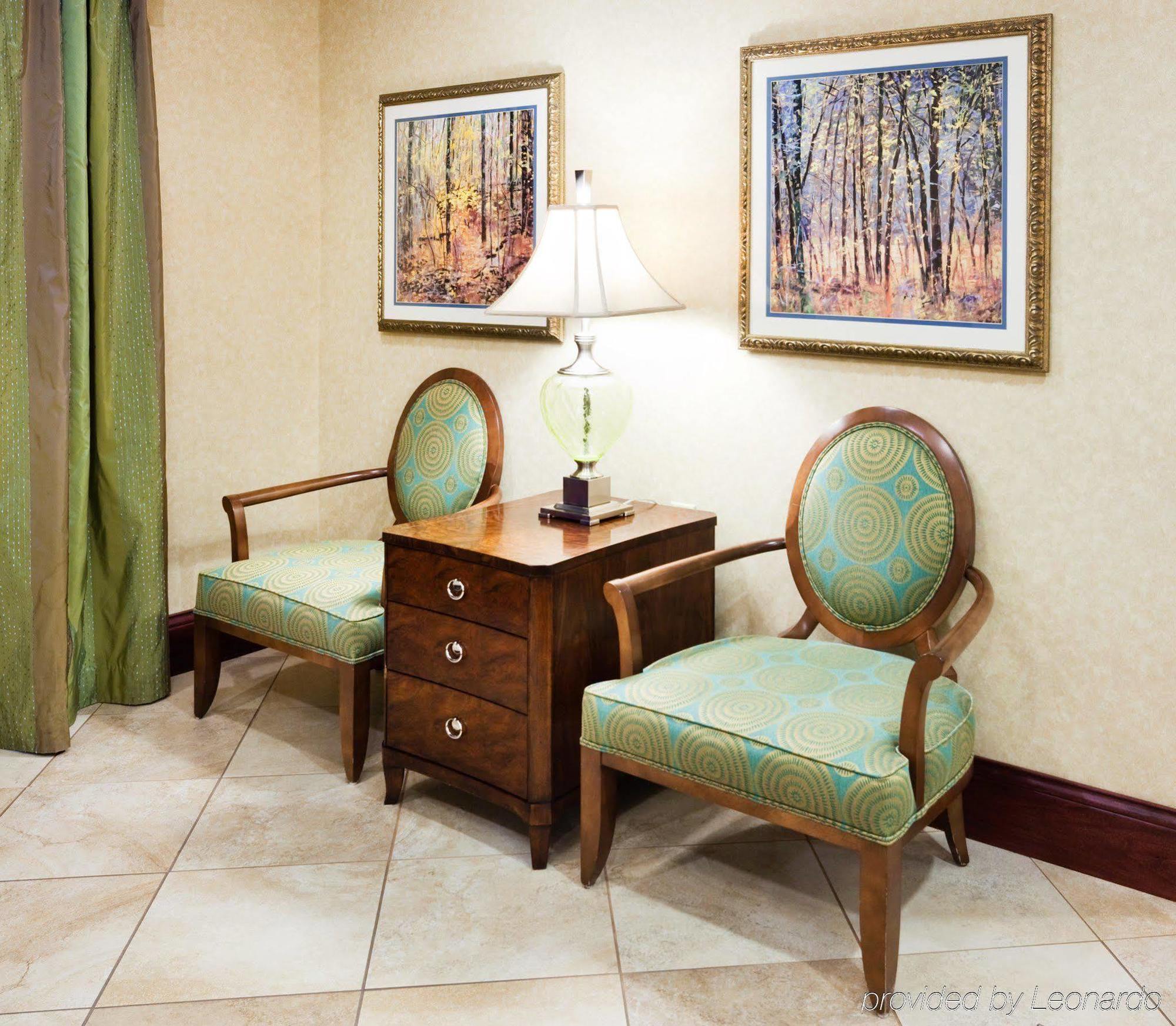 Holiday Inn Express & Suites Lebanon-Nashville Area By Ihg Rum bild